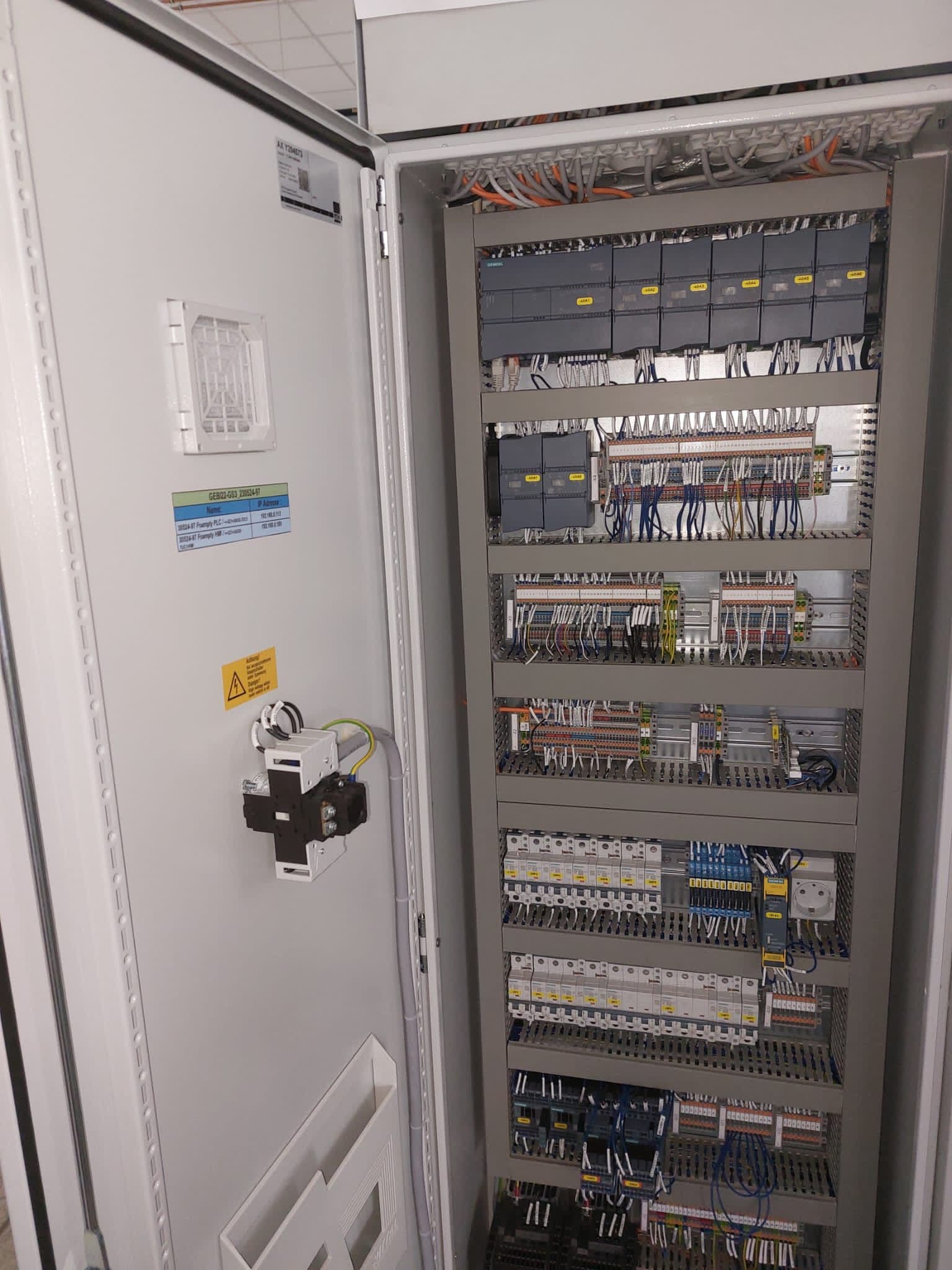 Výroba rozvádzačov 3