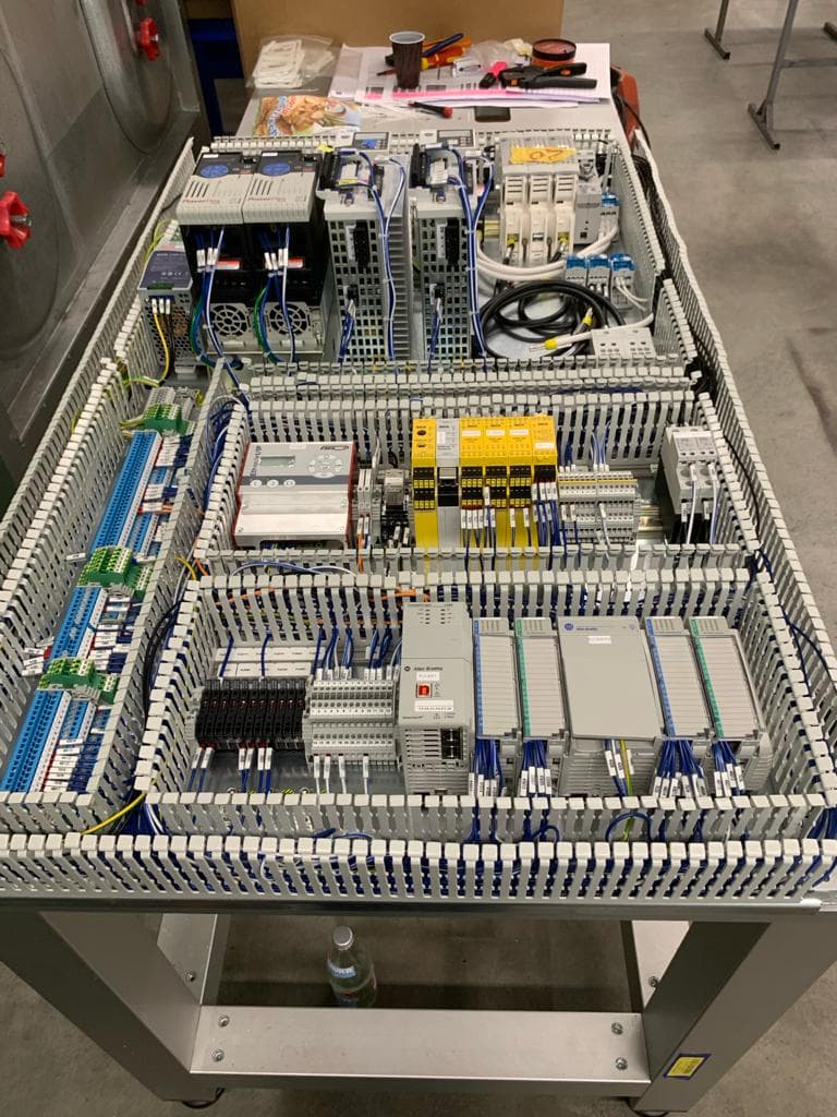 Výroba rozvádzačov 4